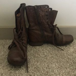 “Steve Madden” Combat Boots